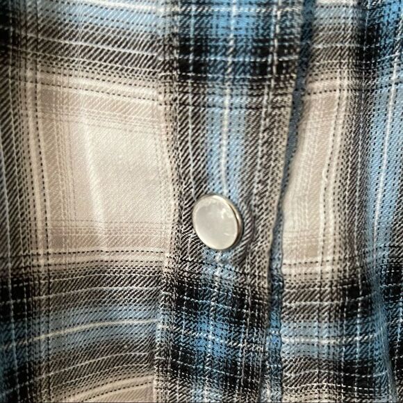 Blue Plaid Seven Western Shirt with pearl snap buttons - Picture 6 of 6